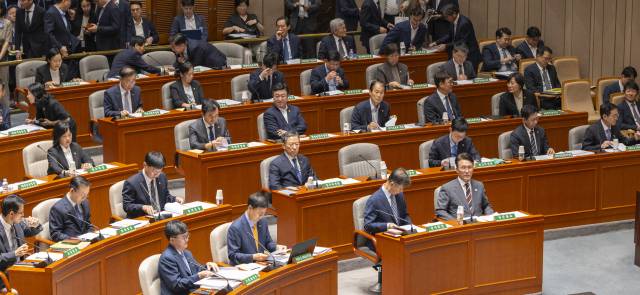 ▲25일 국회에서 열린 예산결산특별위원회 전체 회의에 김민석 국무총리와 최재해 감사원장, 각 부 장관과 청장들이 출석해 있다. ⓒ연합뉴스