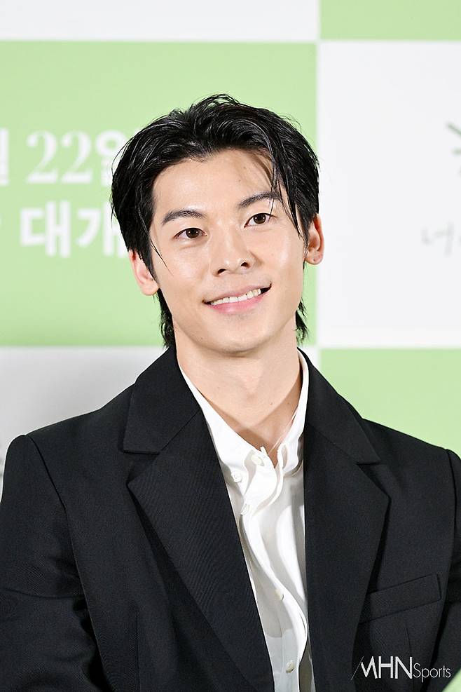 배우 허광한