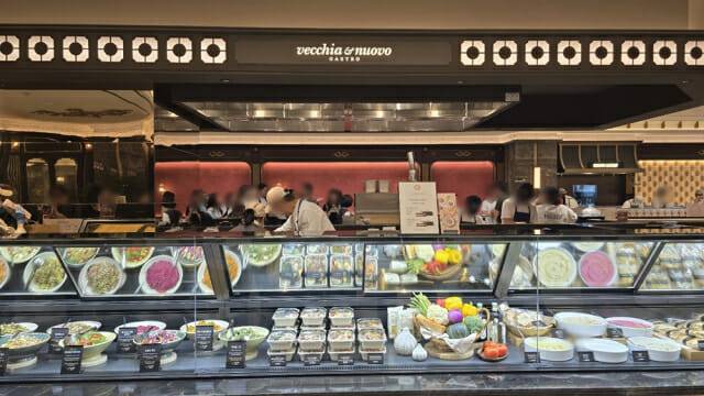 신세계백화점 강남점이 26일 '프리미엄 델리 전문관'을 개점했다. 베키아에누보 가스트로 매장의 모습.