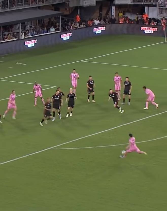 인터 마이애미 발타사르 로드리게스가 코너킥 찬스 때 흐른 볼을 오른발로 차 넣은 장면. 사진=인터 마이애미 SNS