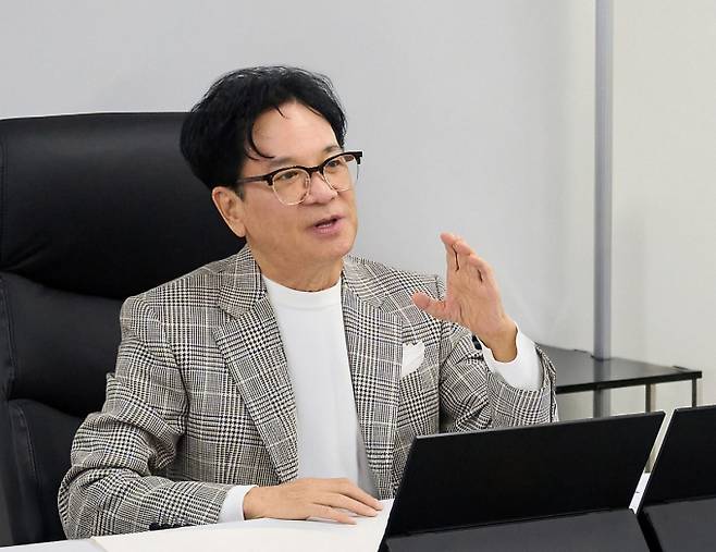 이재현 CJ 회장이 이재명 대통령의 첫 방미 경제사절단으로 동행해 K콘텐츠와 K푸드를 직접 소개하며 현지 공략을 강화했다. /사진=CJ