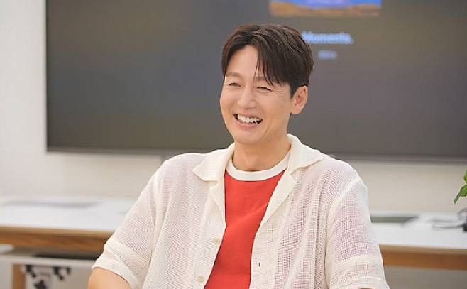 배우 이정진이 ‘신혼집 투어’에 나섰다. 채널A 제공