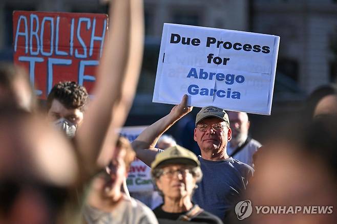 킬마르 아브레고 가르시아 추방 반대 집회  [AFP=연합뉴스. 재판매 및 DB 금지]