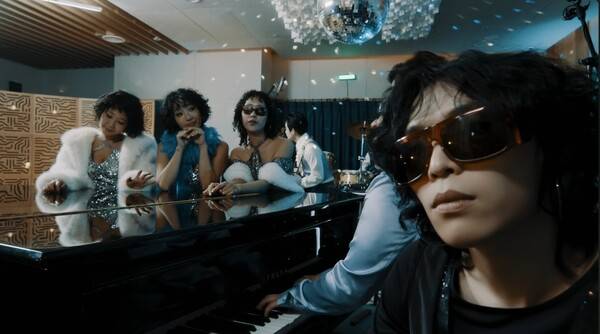 /사진='멸종위기사랑' 뮤직비디오