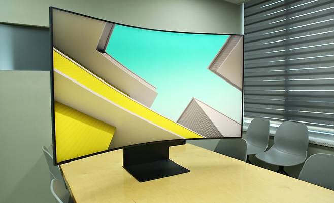 ▲ 크기와 색감에서 압도됩니다(클릭 시 확대됩니다)