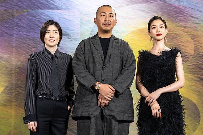 미야케 쇼 감독X심은경 주연 <여행과 나날> 78회 로카르노 영화제 황금표범상 수상 / 사진. © Locarno Film Festival.