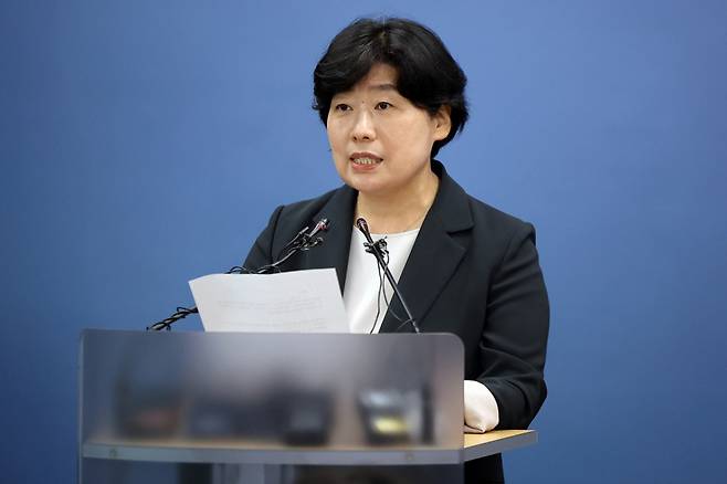 12·3 비상계엄' 관련 내란·외환 사건을 수사하는 내란특검팀 박지영 특검보가 지난 24일 오후 서울 서초구 서울고등검찰청에 마련된 내란특검 사무실에서 정례 브리핑을 하고 있다./사진=뉴스1