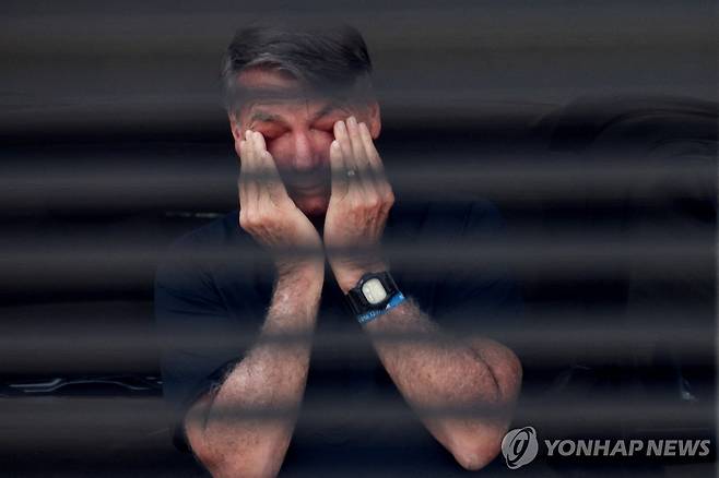 가택연금 중인 자이르 보우소나루 전 브라질 대통령 [로이터 연합뉴스 자료사진. 재판매 및 DB 금지]