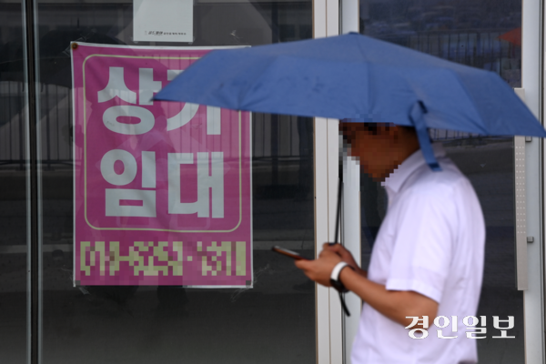 정확한 수요 예측 없이 상가를 공급한 인천지역 상가 공실률이 올해 들어 급증하며 상권 붕괴 우려가 나온다. 2025.6.25 /최은성기자 ces7198@kyeongin.com