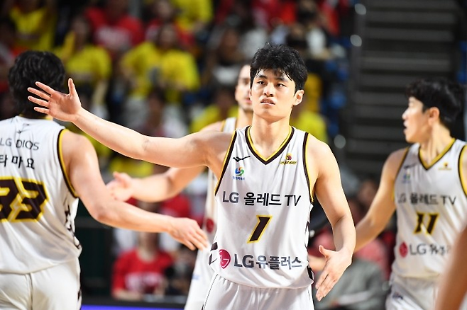 프로농구 LG 세이커스를 창단 첫 우승으로 이끈 슈터 유기상. 채널에이 자료