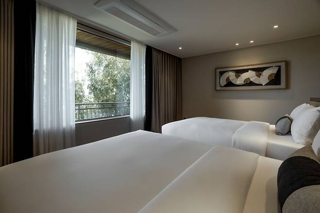 켄싱턴리조트 경주 그랜드 스위트 객실 / 사진 = 이랜드파크 켄싱턴호텔앤리조트