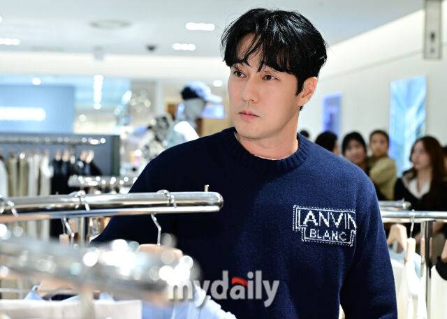 ▲ 강렬하고 훈훈한 눈빛