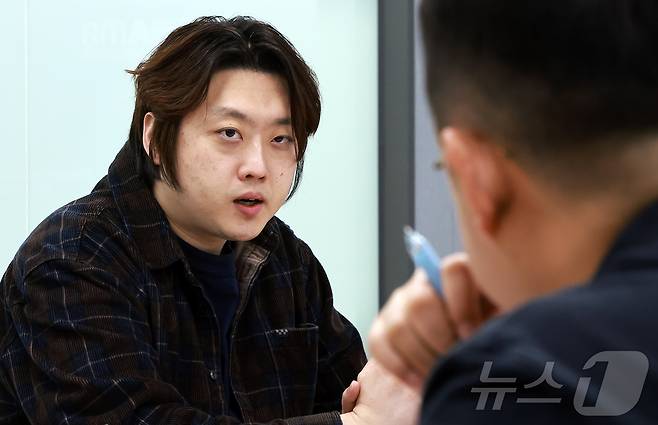 박단 전 대한전공의협의회 비상대책위원장(대한의사협회 부회장)이 서울 용산구 대한의사협회 내 의료배상공제조합에서 뉴스1과 인터뷰를 했던 모습. 2025.5.14/뉴스1 ⓒ News1 김진환 기자