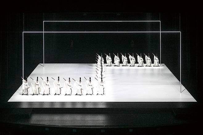 세종문화회관 ‘일무’의 1막 일무연구(사진 세종문화회관)