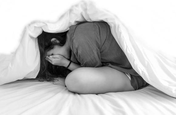 퇴마의식을 빙자해 미성년자를 유인, 모텔서 성폭행한 무속인이 징역형 집행유예를 선고받았다. 본 기사와 무관한 이미지. [사진=픽사베이@mprietou]