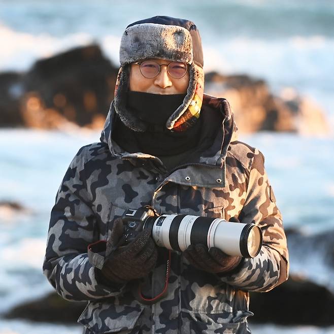 유형재 연합뉴스 강릉 주재 기자는 강원도 동해안 일원에서 ‘탐조’를 하고 생태를 취재해 기록한 연재를 만 4년째 이어오고 있다. /유형재 제공