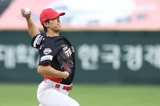 ▲ 이의리는 28일 인천 SSG전에서 4사구 7개를 내주며 3이닝을 버티지 못했다 ⓒKIA타이거즈