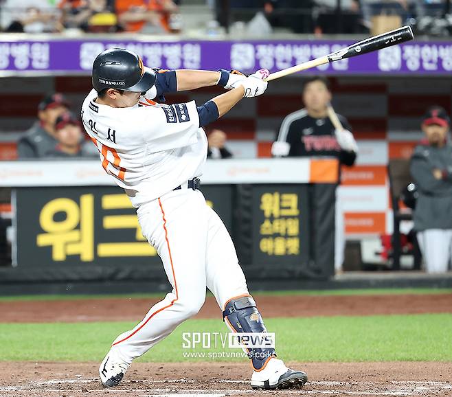 ▲ 포수 콜업 후보 중 하나인 허인서는 6타점 맹타로 팀 승리를 이끌었다 ⓒ곽혜미 기자