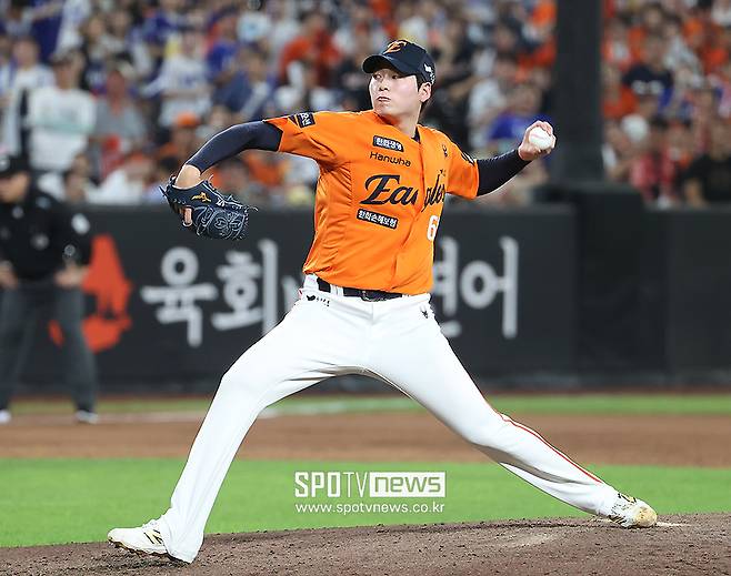 ▲ 불펜에서 2이닝 무실점으로 분전했으나 팀 패배로 빛이 바랜 조동욱 ⓒ곽혜미 기자