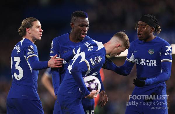 코너 갤러거, 니콜라 잭슨, 콜 파머, 노니 마두에케(왼쪽부터, 이상 첼시). 게티이미지코리아