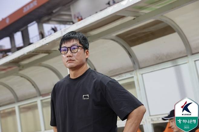 광주 FC 이정효 감독. 사진=한국프로축구연맹