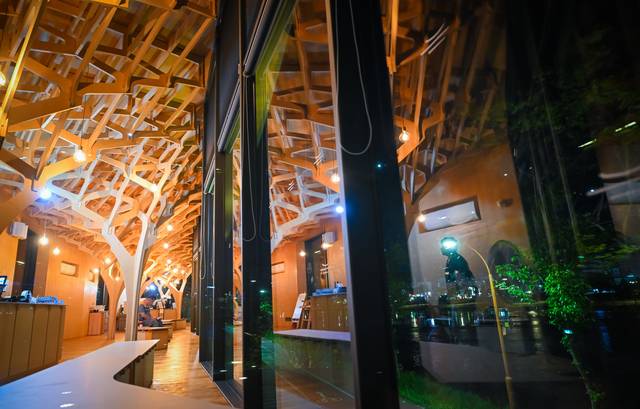 진주 물빛나루쉼터 내부 모습. 진주시청 제공