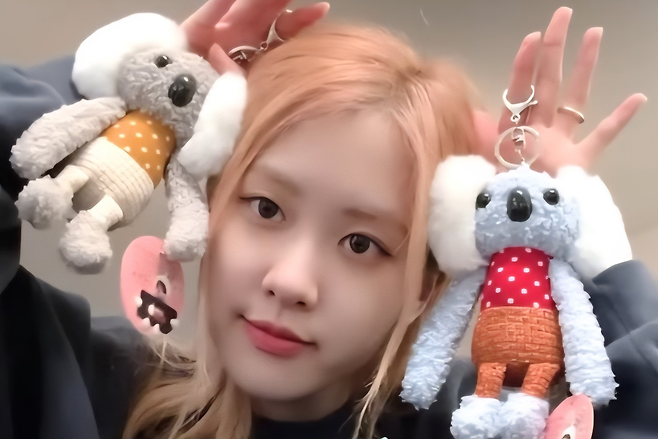 ‘2025년 셀럽 유튜버 순위’ 1위에 오른 블랙핑크 로제 [로제 유튜브 갈무리]