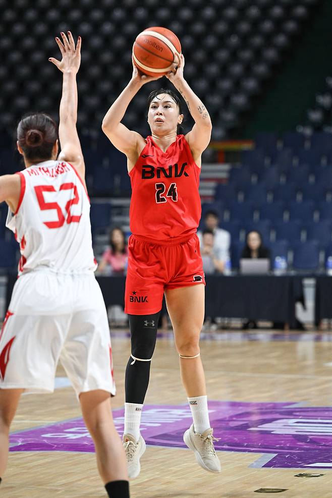 [서울=뉴시스] 여자프로농구 부산 BNK의 김소니아. (사진=WKBL 제공)