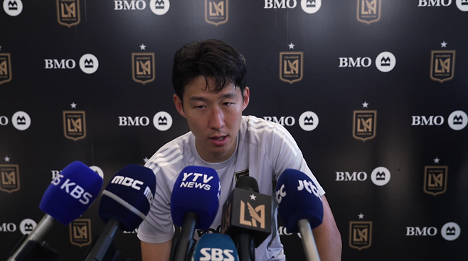 ▲ 손흥민은 경기장 안팎에서 엄청난 파급력을 보이고 있다. LAFC에 따르면, 손흥민 영입 후 LAFC 관련 콘텐츠가 8월 초에만 약 339억 조회수를 기록했다. 이전 대비 594%나 증가한 역대급 기록. 언론 보도량은 289% 증가했다. 이들은 “2022년 가레스 베일을 영입했을 때보다 더 압도적”이라고 평가했다. ⓒ LAFC