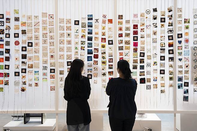 규슈대학교(Kyushu University), 텍스타일 카토그래피 실로 그린 지도(Textiles Cartographies).