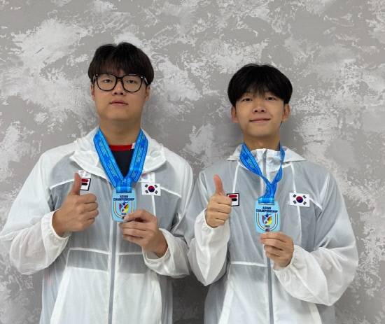 아시아사격선수권대회에서 은메달 3개와 동메달 4개를 합작한 경남대 이철민(왼쪽), 이현서 모습. 사진=경남대