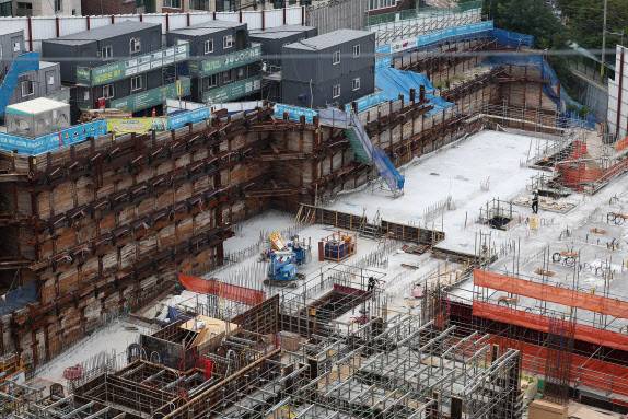 서울 시내의 한 건설현장 모습. (사진=연합뉴스)