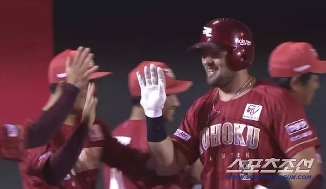 보이트는 코로나19로 인해 단축해 치른 2020년 아메리칸리그 홈런왕에 올랐다. 사진캡처=퍼시픽리그 홈페이지