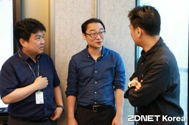 왼쪽부터 아이티센 정상곤 소장, 이화여대 최태영 교수, 배준우 KAIST 부교수.