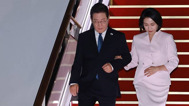 이재명 대통령, 일본·미국 순방 마치고 귀국 2025.8.28