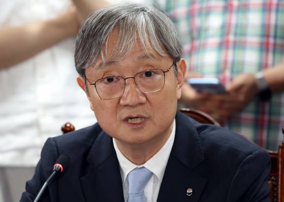 28일 오후 서울 중구 은행연합회에서 열린 은행장들과의 간담회에서 발언 중인 이찬진 금융감독원장. 뉴스1.