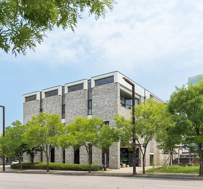 The Ha Chong-Hyun Art Center in Paju, Gyeonggi Province (Kukje Gallery)