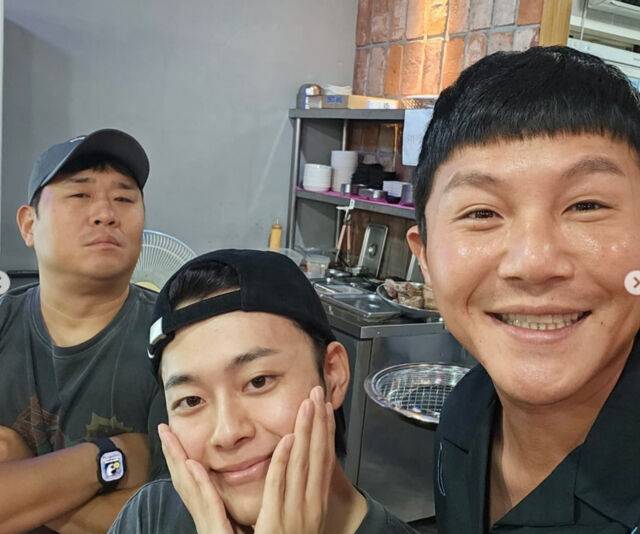 문세윤, 조세호, 유선호가 '1박2일' 촬영 후 뒤풀이 시간을 가졌다. / 조세호 소셜미디어