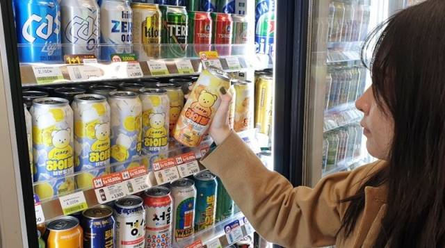 편의점에서 판매 중인 하이볼 음료. CU