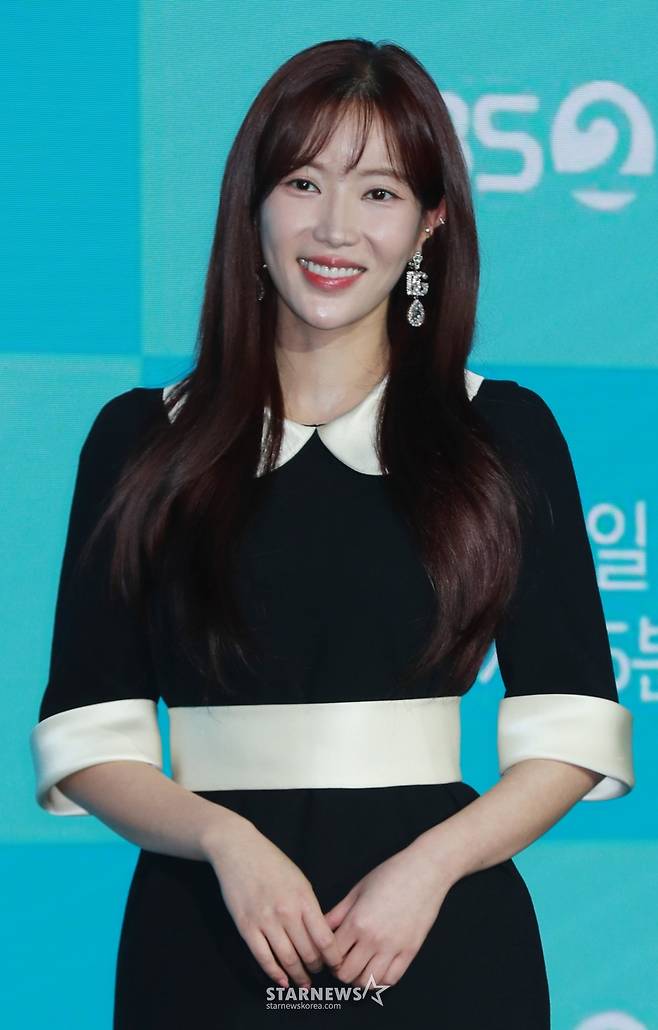 배우 임수향이 21일 오후 서울 마포구 상암동 스탠포드 호텔에서 진행된 KBS 2TV 드라마 '미녀와 순정남' 제작발표회에 참석해 포즈를 취하고 있다. /2024.03.21 /사진=이동훈