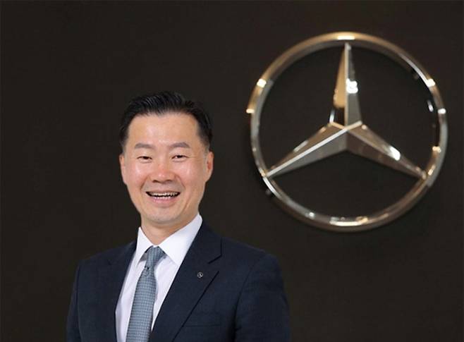 벤츠코리아가 신임 디지털 마케팅 커뮤니케이션 부문장에 전 세일즈 이상국 부사장을 임명했다. 사진=벤츠코리아