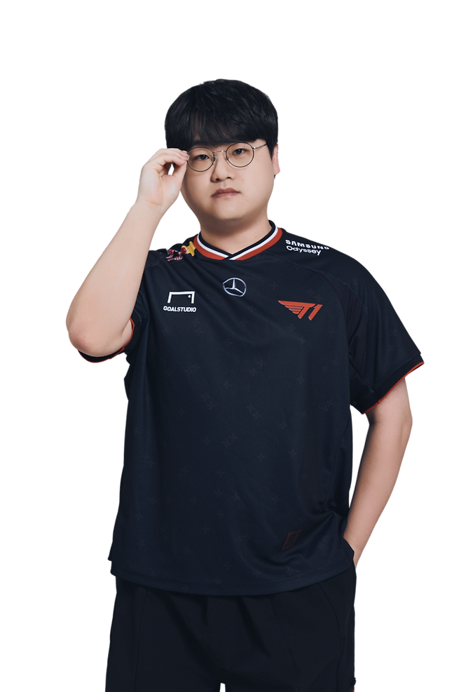 강준호가 1일 서울 잠실DN콜로세움에서 열린 2025 FSL B조 승자전에서 권창환을 2-0으로 제압했다. 사진 | 넥슨