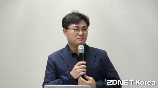 박용규 한국인터넷진흥원(KISA) 위협분석단장이 KISA의 침해신고 및 유출신고 구조에 대해 상세히 설명하고 있다.