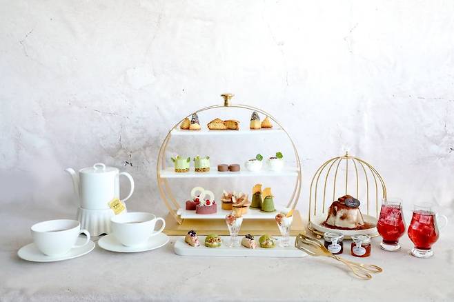 라운지&바 폴링폴링 애프터눈티. 대구메리어트호텔 제공