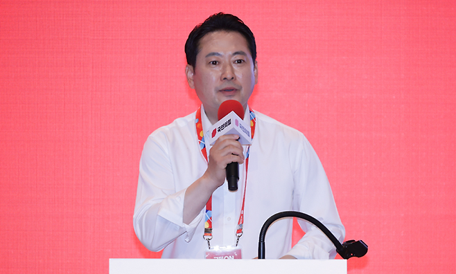 장동혁 대표가 지난달 29일 인천국제공항공사 항공교육원에서 열린 연찬회에서 발언하고 있다. (국민의힘)
