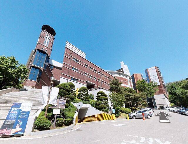 교육부는 종교지도자 양성 대학법인 지정 고시 개정안에 대한 이의를 5일까지 접수 중이다. 사진은 장로회신학대 전경. 장신대 홈페이지 캡처