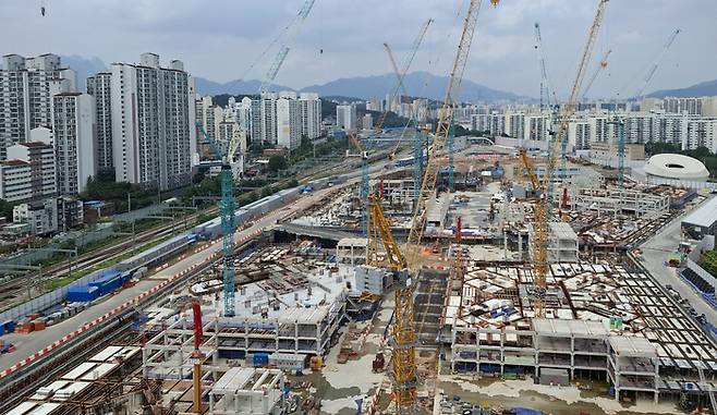 레미콘 생산시설 ‘배치 플랜트’ 도입이 무산된 서울 노원구 월계동 광운대 역세권 개발 현장. [이승환 기자]