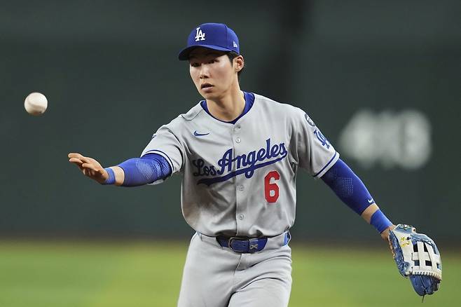 다저스 김혜성은 1일(한국시간) 치카소 브릭타운 볼파크에서 열린 ‘2025 MiLB’ 멤피스(세인트루이스 산하)전에서 2번타자 좌익수로 선발출전해 4타수 2안타 1타점 1볼넷 1득점을 기록했다. 그는 재활경기 처음으로 좌익수로 9이닝을 소화했다.｜AP뉴시스