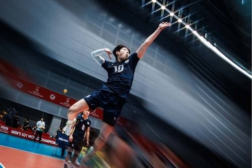 한국 U-21 배구대표팀 윤경.FIVB SNS