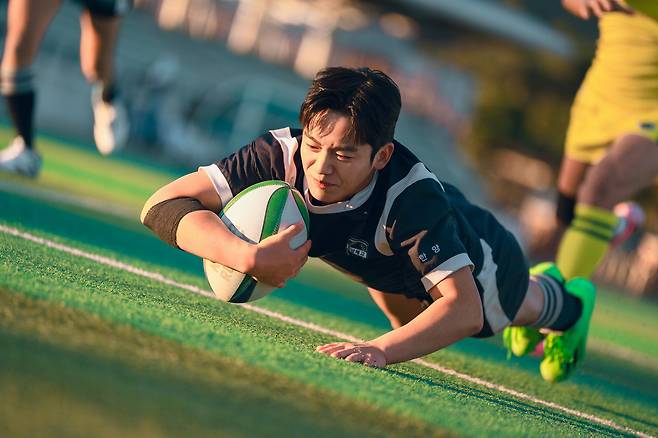 SBS 드라마 ‘트라이:우리는 기적이 된다’에서 한양체고 럭비부 주장 윤성준 역을 연기한 배우 김요한 출연장면. 사진 SBS
